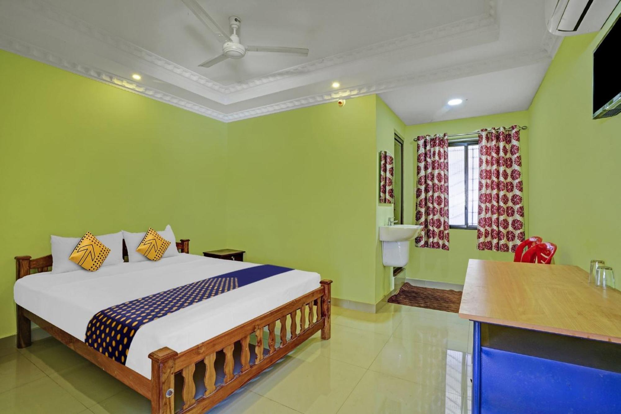 Hotel O Ss Residency Punalur 外观 照片