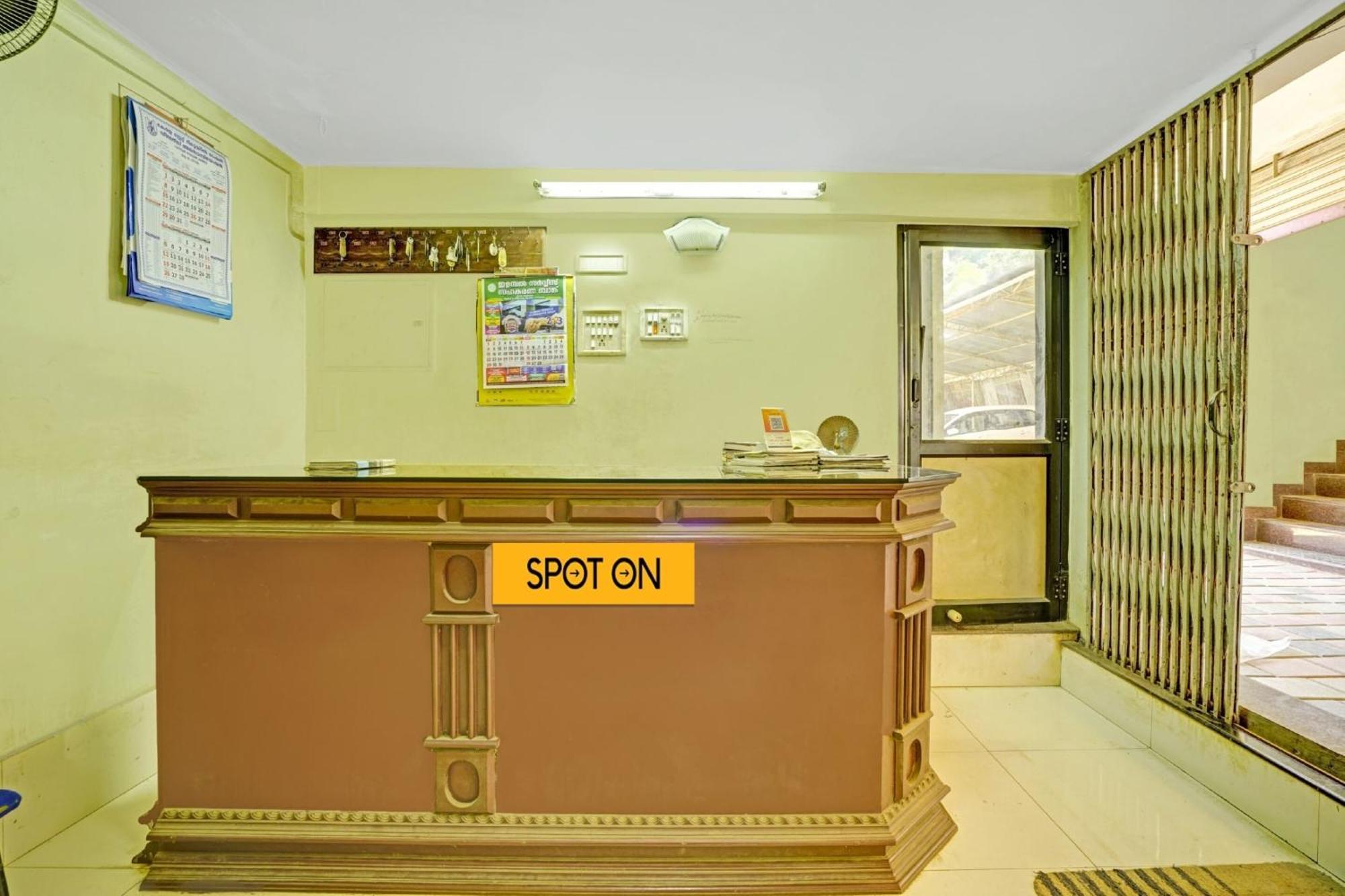 Hotel O Ss Residency Punalur 外观 照片